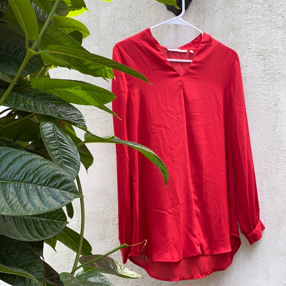 Red Chiffon Long Sleeve V Neck Top M